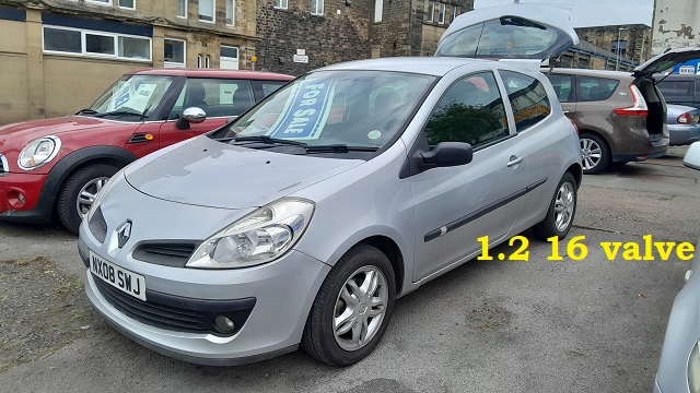 Renault-Clio  1.2 16V -Expression 3dr